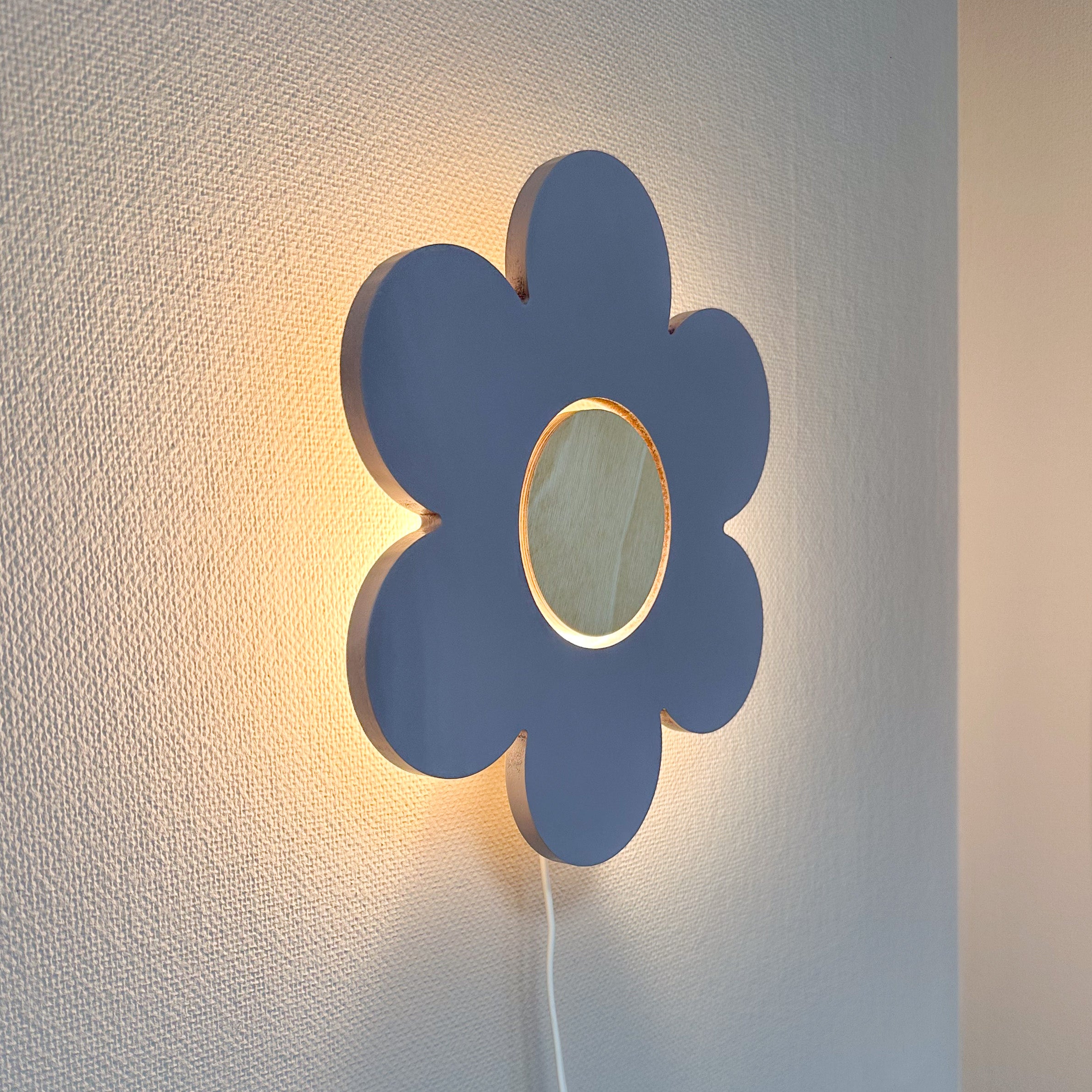 Houten wandlamp kinderkamer | Bloem - Lila