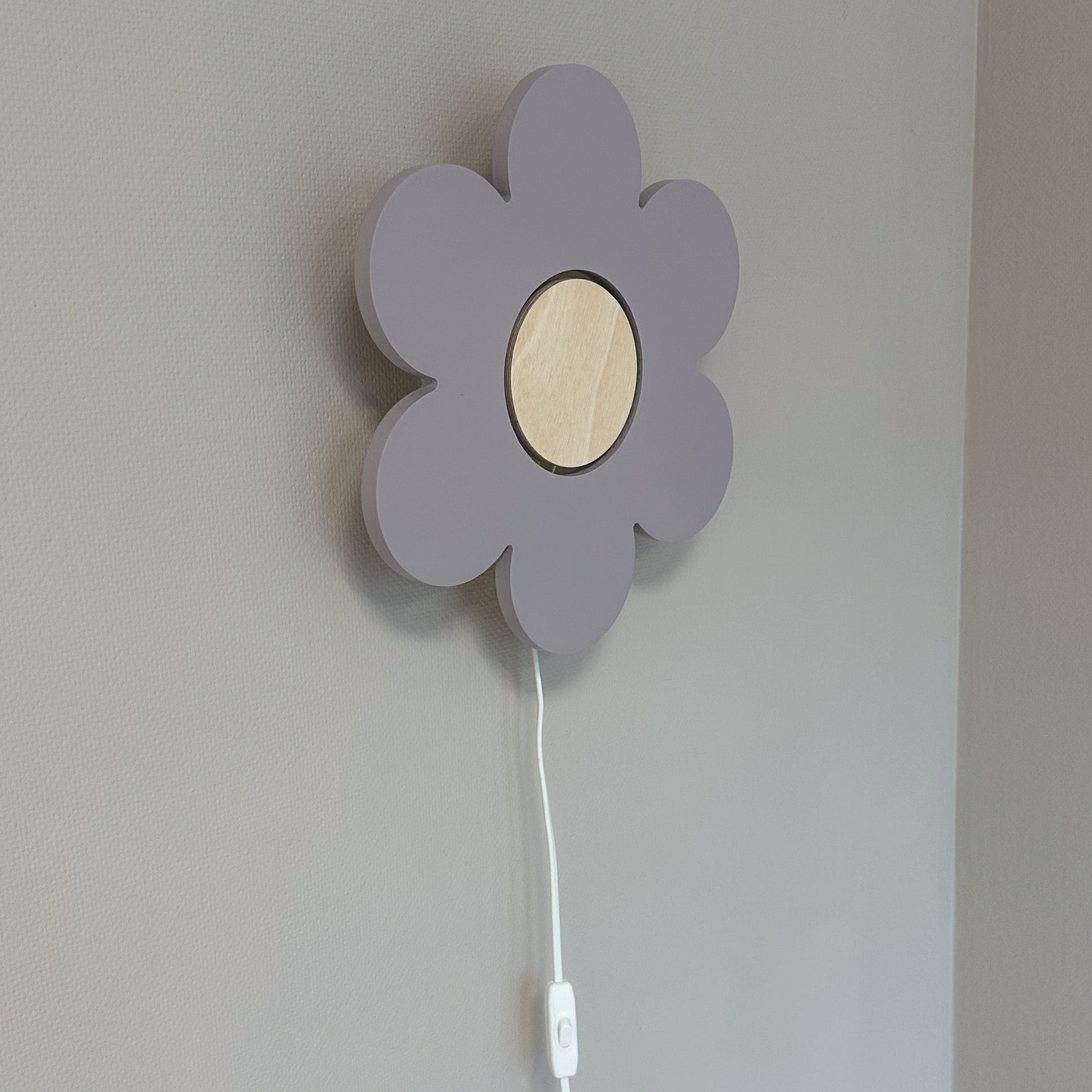 Houten wandlamp kinderkamer | Bloem - Lila