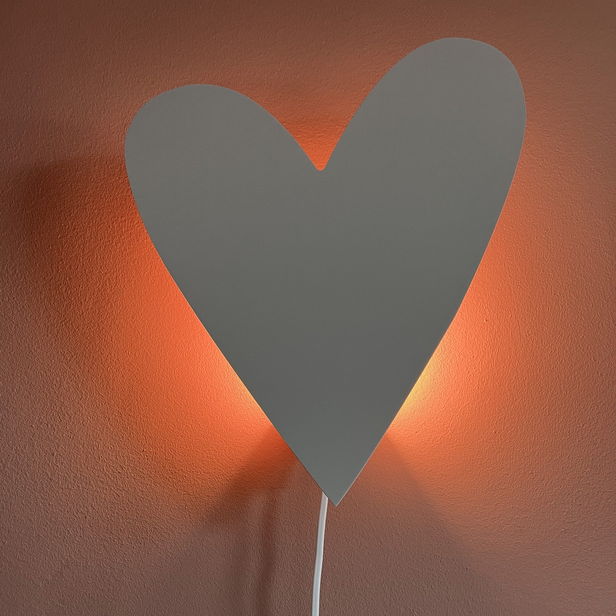 Houten wandlamp kinderkamer | Hart - beige - toddie.nl ®