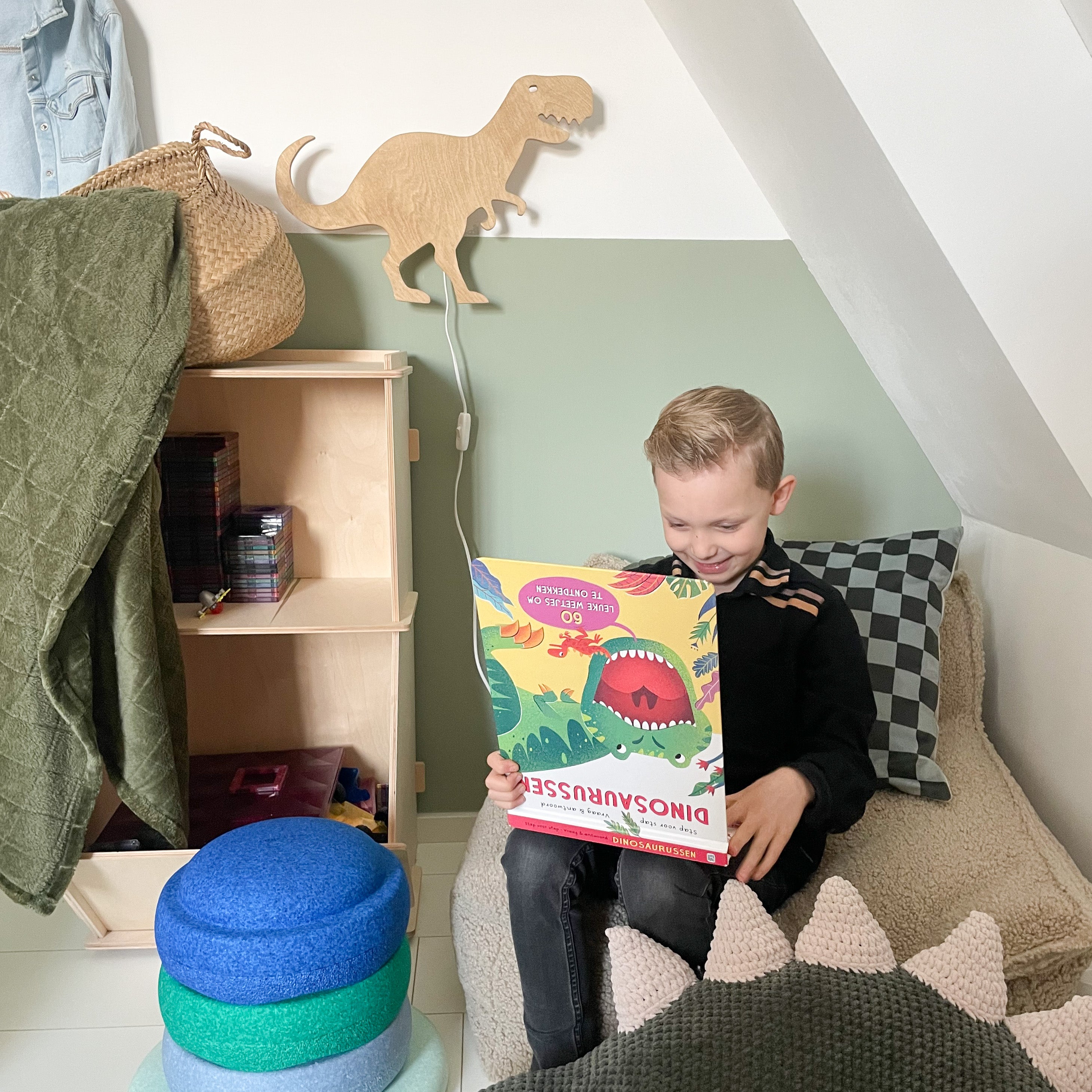 Houten wandlamp kinderkamer | Tyrannosaurus - blank - toddie.nl ®