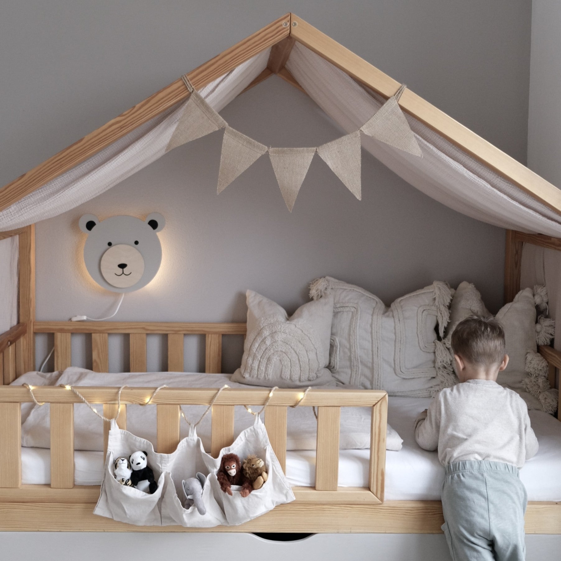 Houten wandlamp kinderkamer | Teddy - beige - toddie.nl