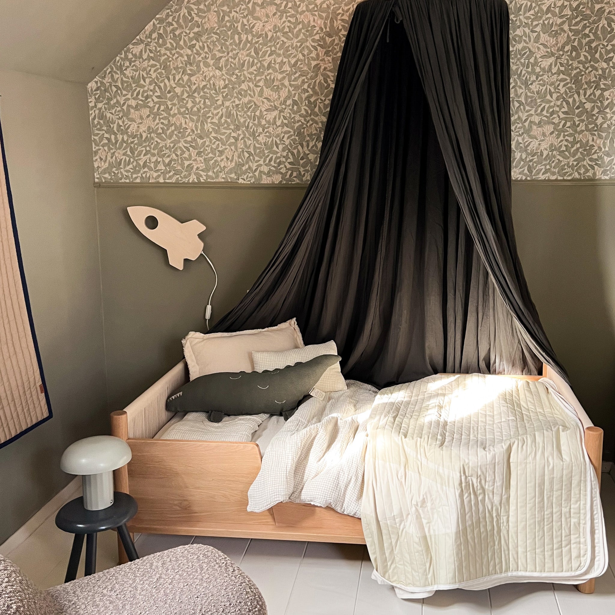 Houten wandlamp kinderkamer | Raket - blank - toddie.nl ®