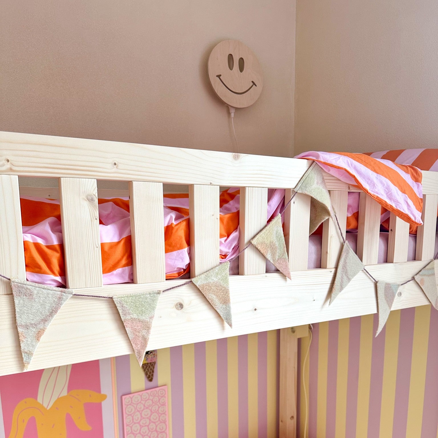 Houten wandlamp kinderkamer | Smiley - blank