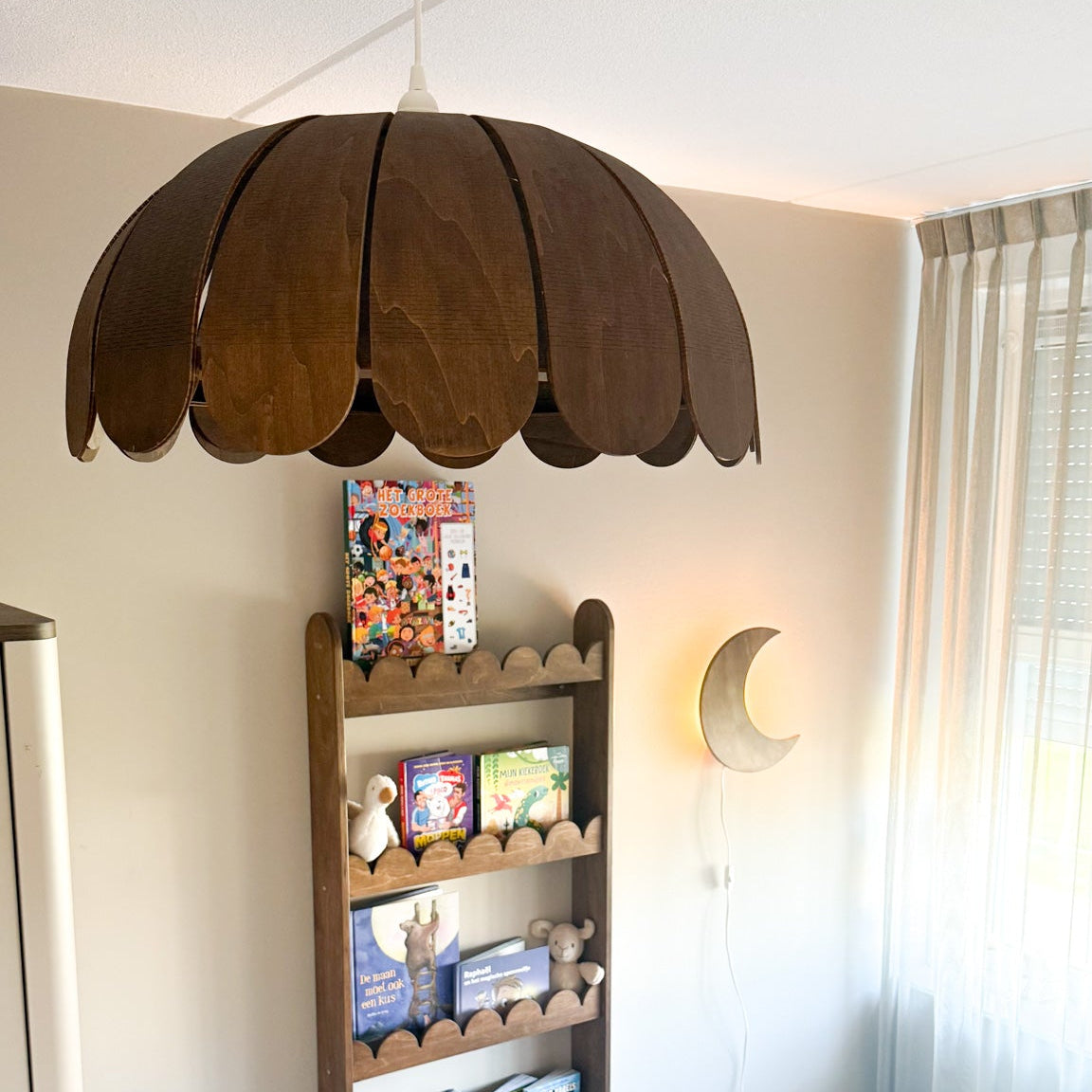 Houten hanglamp kinderkamer | Bubble Wengé (Walnut) - toddie.nl ®