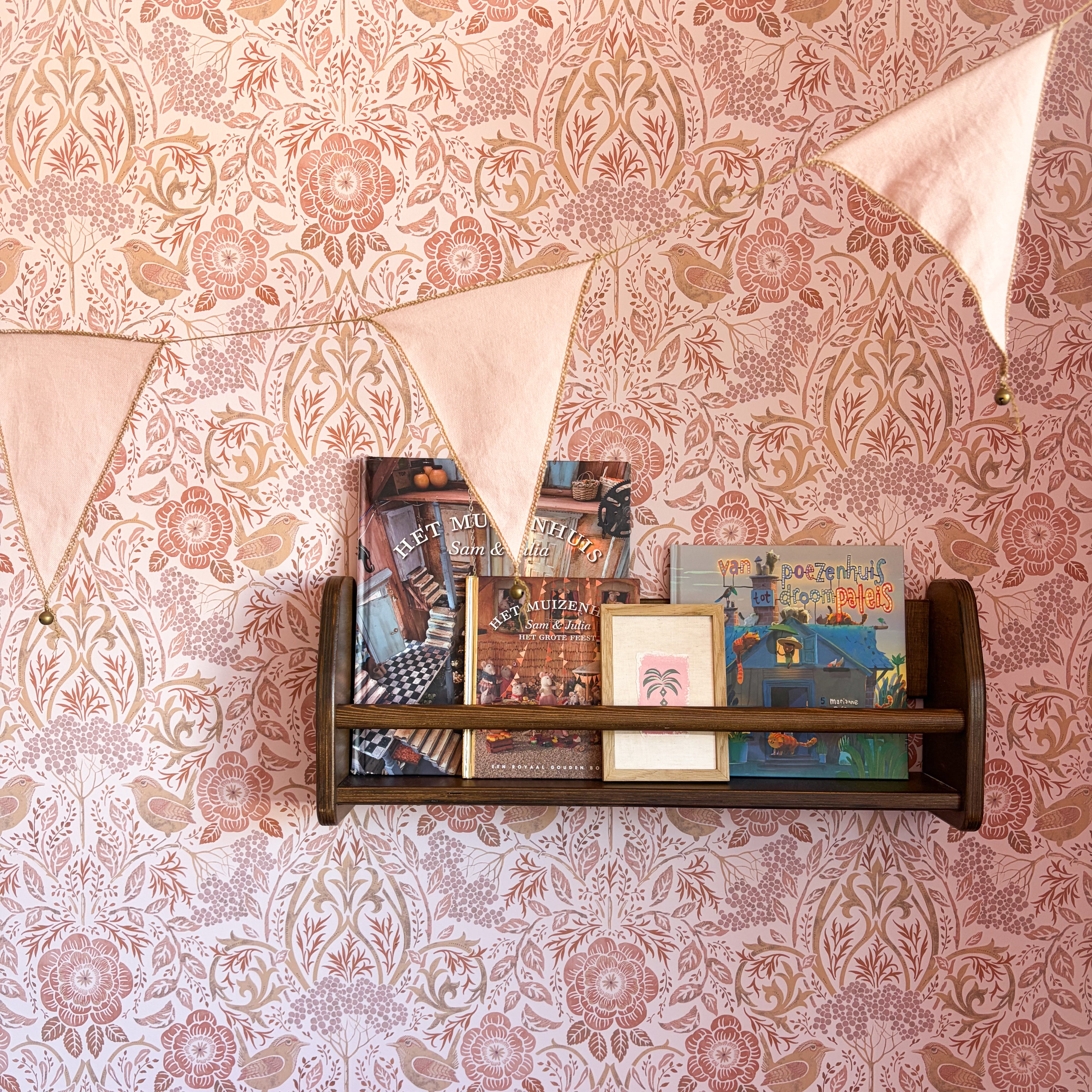 Shelfie montessori boekenrek kinderkamer | 1 plank - Wengé gebeitst