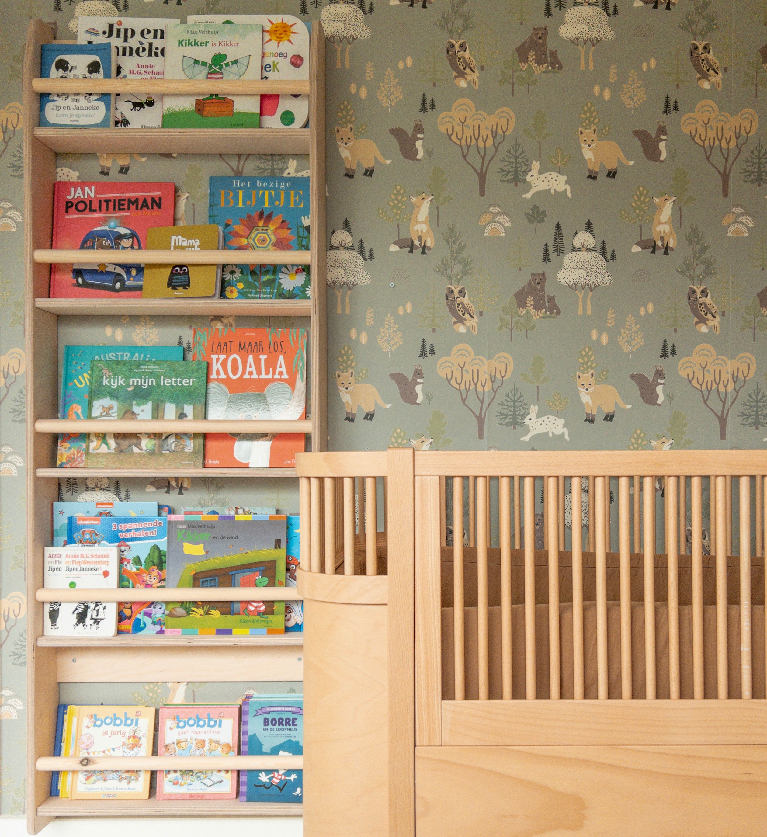 Montessori boekenrek kinderkamer | 5 planken - blank - toddie.nl
