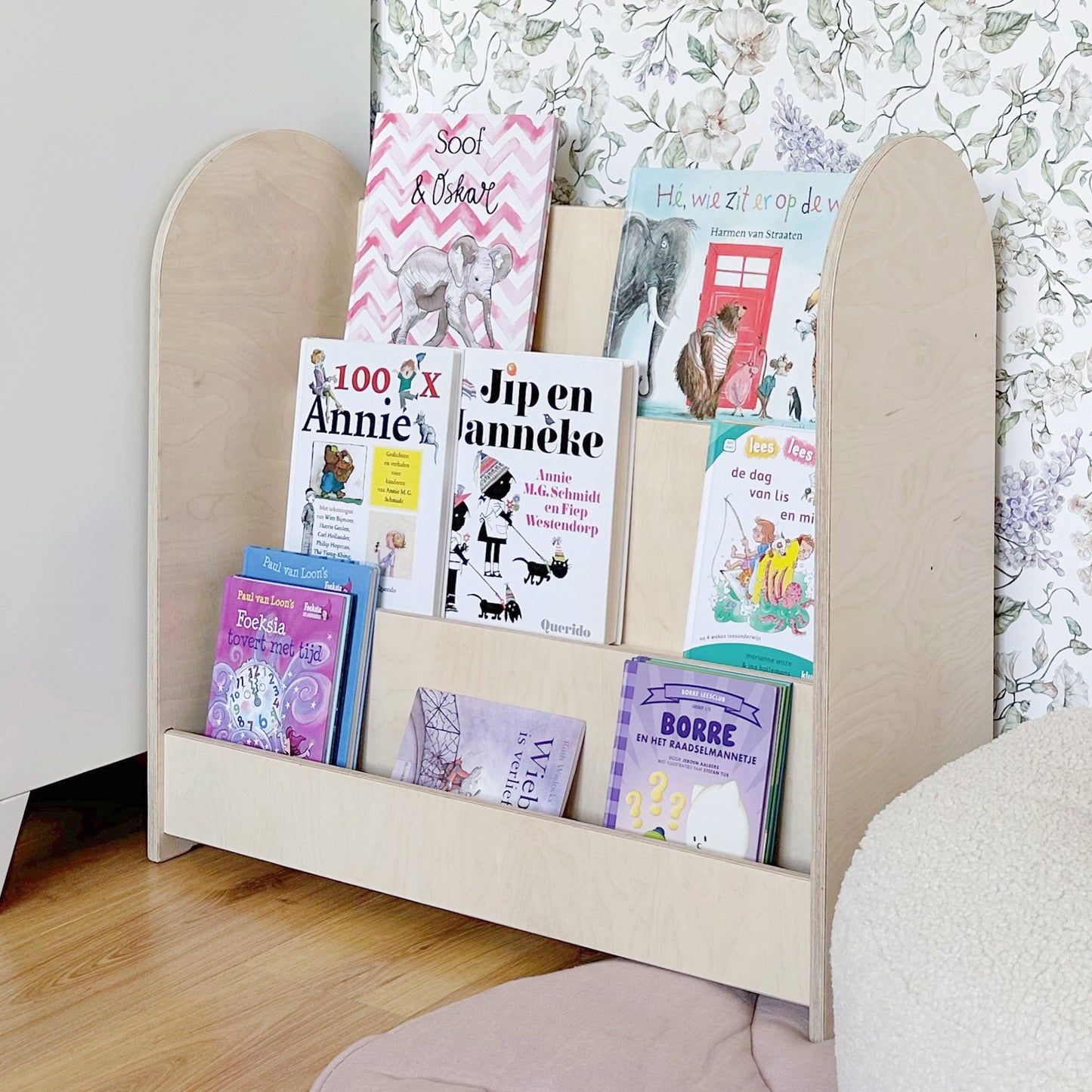 Round Montessori boekenkast kinderkamer | 3 treden - blank - toddie.nl ®