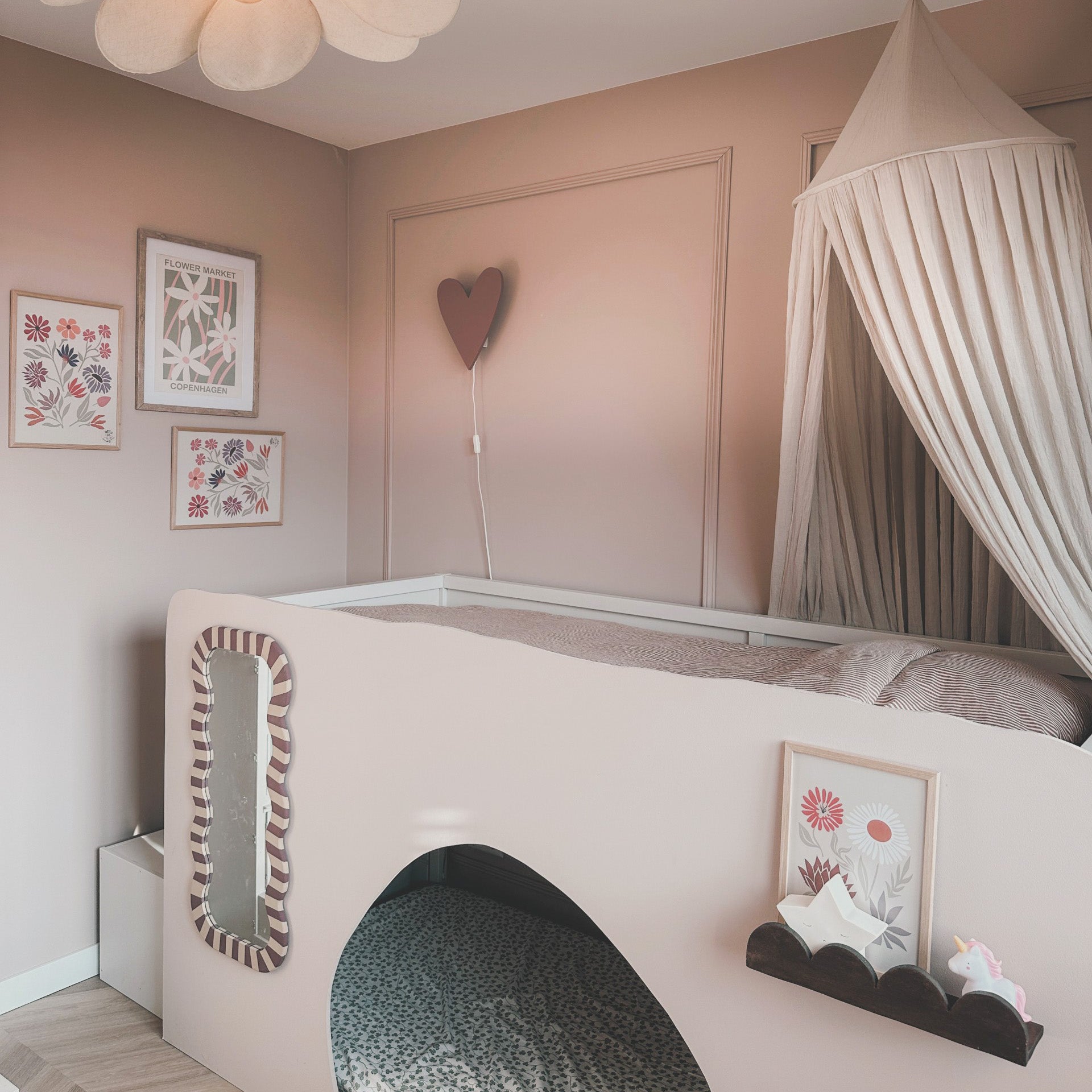 Houten wandlamp kinderkamer | Hart - terra roze