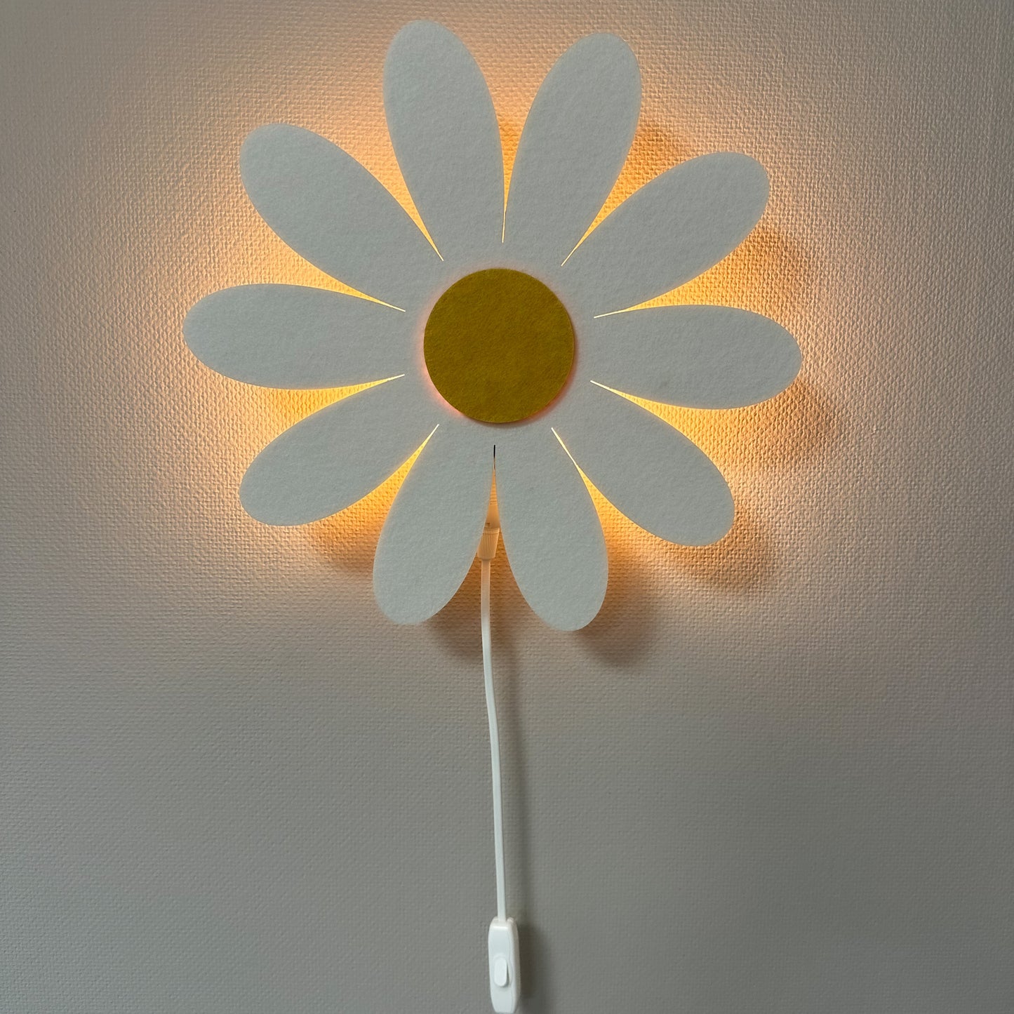 Vilten wandlamp kinderkamer | Madelief - Wit