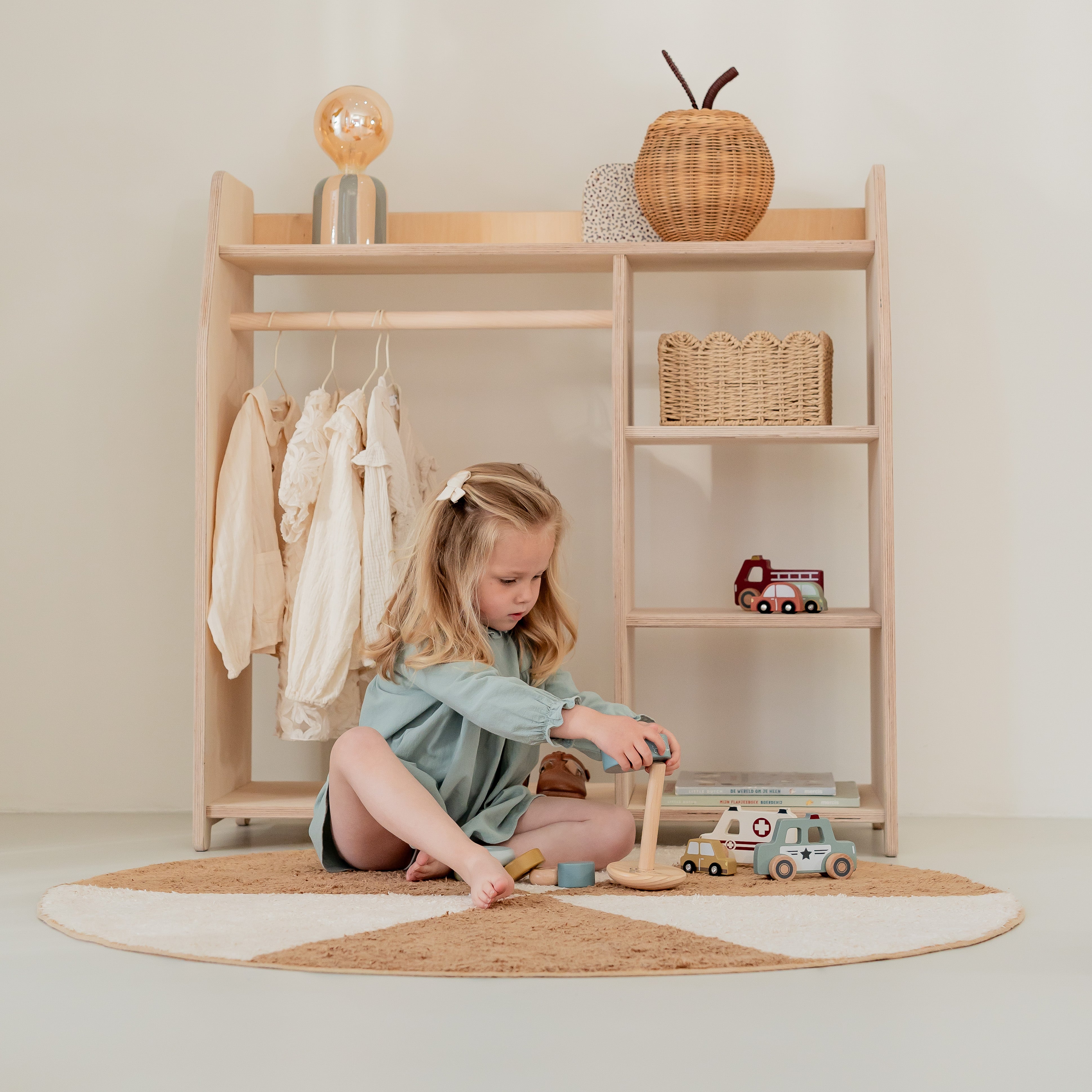 Moodie montessori kledingkast/speelgoedkast kinderkamer | Kindergarderobe - blank