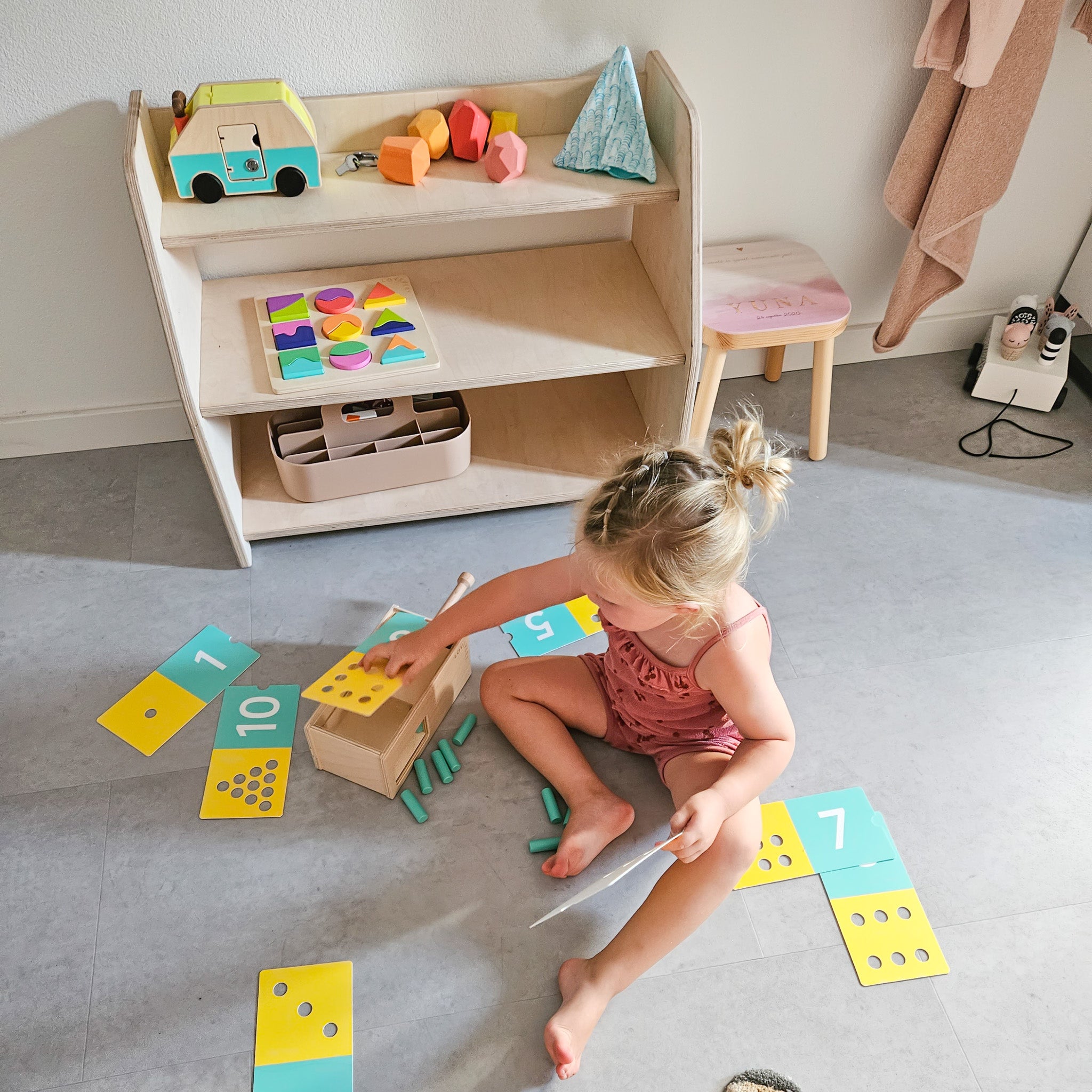 Montessori speelmeubel | Kinderopbergmeubel - blank - toddie.nl