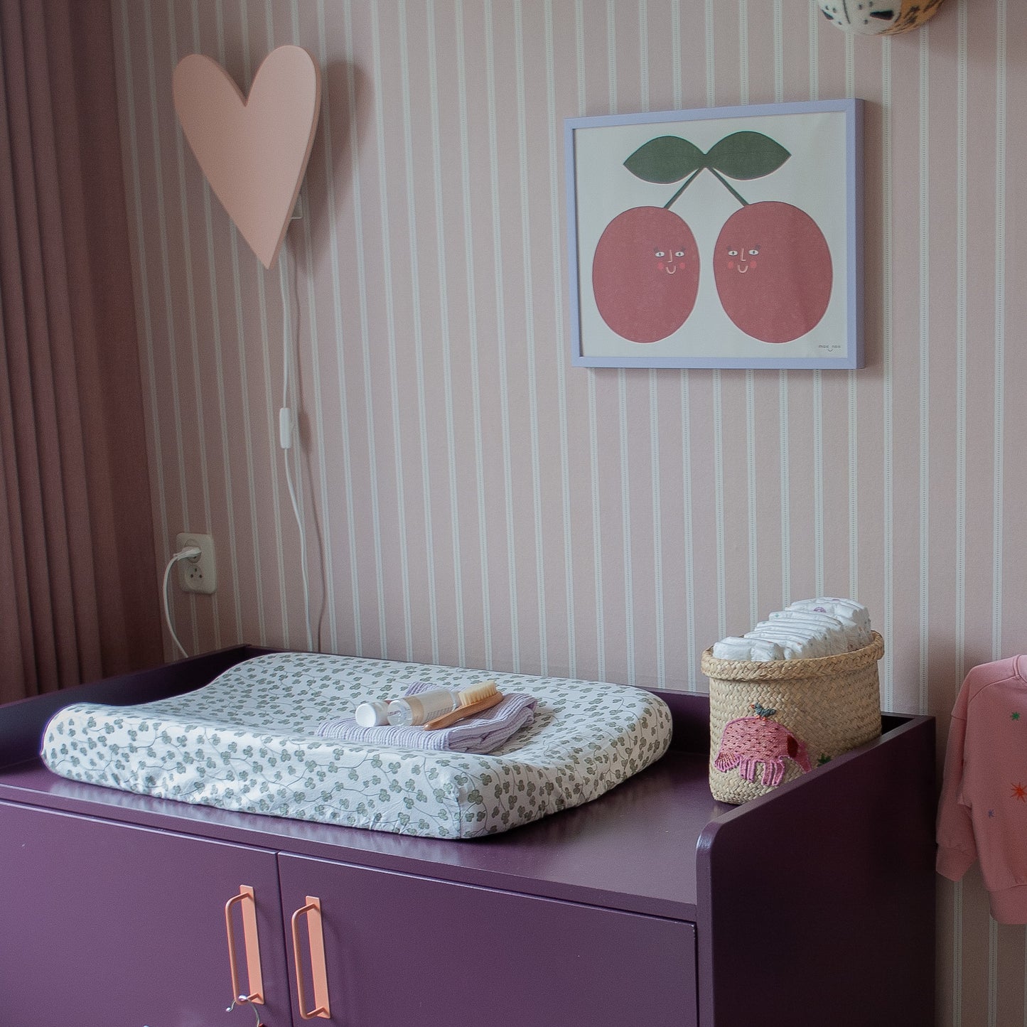 Houten wandlamp kinderkamer | Hart - peach - toddie.nl ®