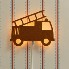 Vilten wandlamp kinderkamer | Brandweerwagen - terracotta
