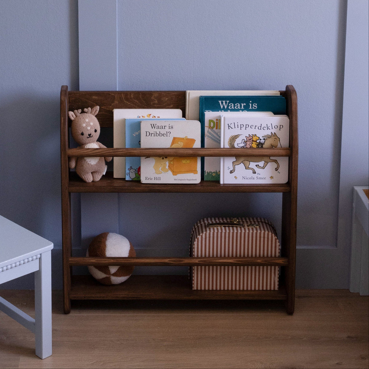 Shelfie montessori boekenrek kinderkamer | 2 planken - Wengé gebeitst