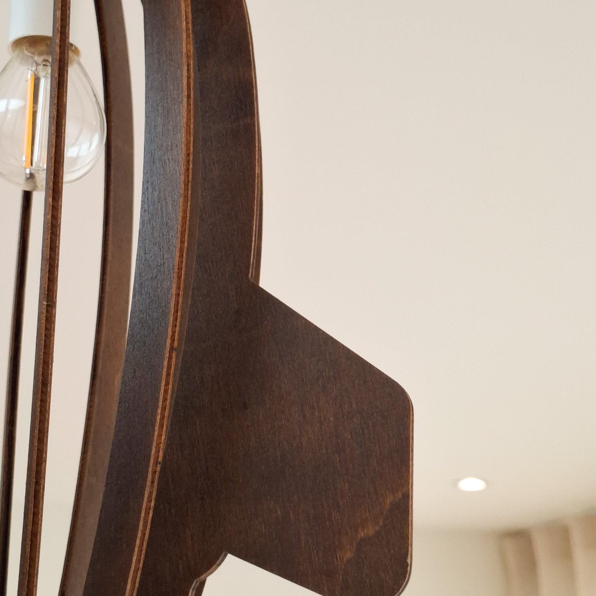 Houten hanglamp kinderkamer | Raket - Wengé - toddie.nl ®