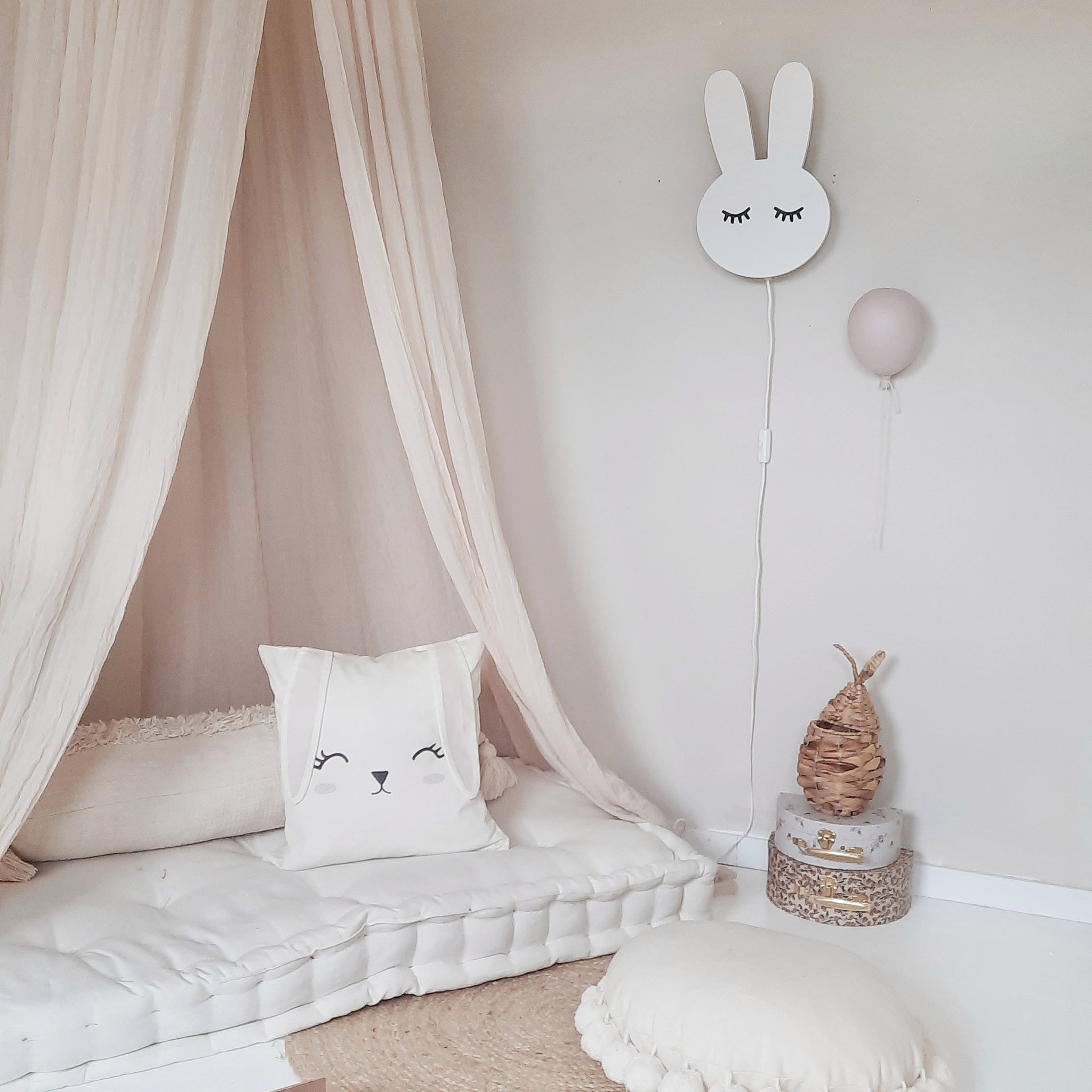 Houten wandlamp kinderkamer | Konijn - toddie.nl