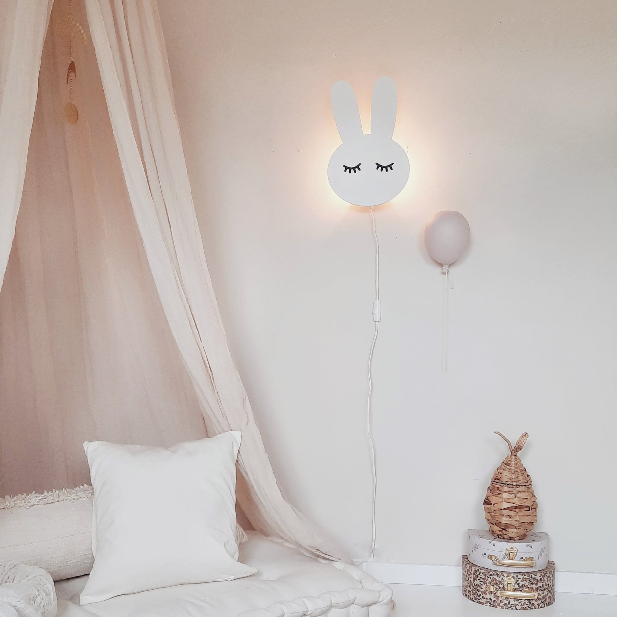 Houten wandlamp kinderkamer | Konijn - toddie.nl