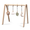 Blank houten babygym, met jungle hangers, speelboog massief hout - toddie.nl