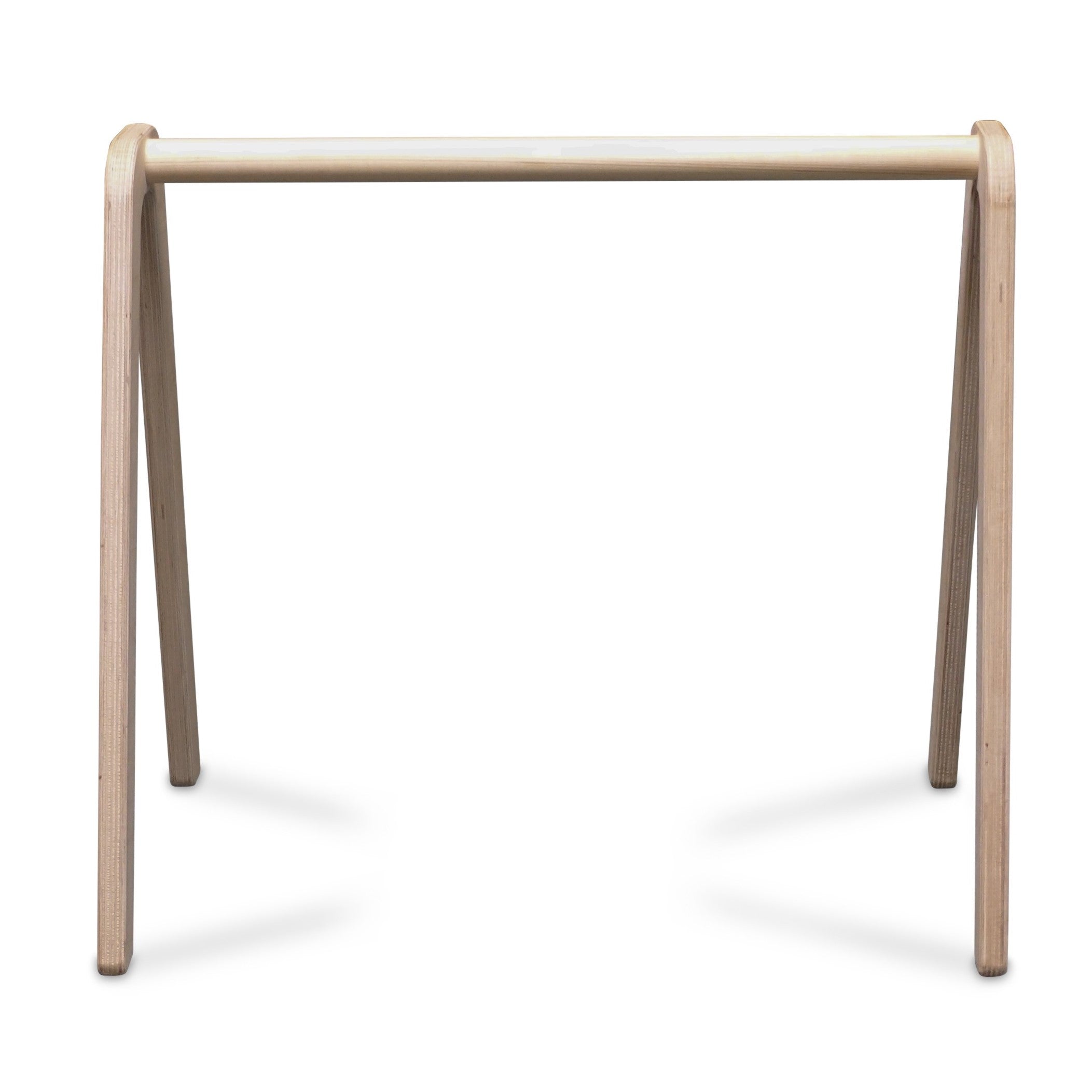 Blank houten babygym, speelboog massief hout - toddie.nl