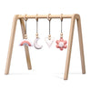 Blank houten babygym , met bloem en regenboog , speelboog massief hout - toddie.nl