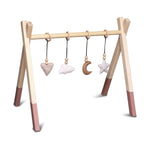 Houten babygym | Massief houten speelboog tipi vorm met natuur hangers - Terra roze