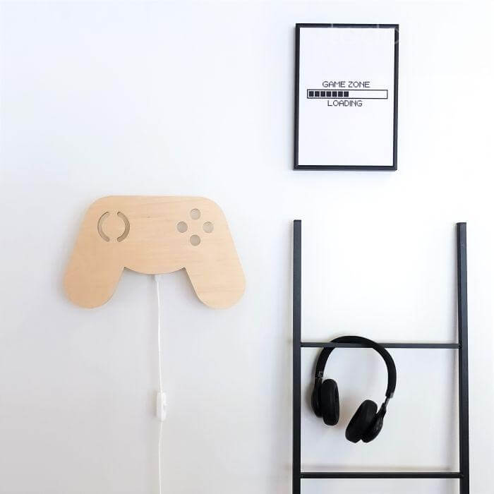 Houten wandlamp kinderkamer | Game Console - toddie.nl