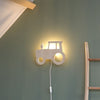 Afbeelding in Gallery-weergave laden, Houten wandlamp kinderkamer | Trekker - toddie.nl
