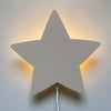 Afbeelding in Gallery-weergave laden, Houten wandlamp kinderkamer | Ster - beige - toddie.nl