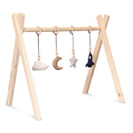 Houten babygym | Massief houten speelboog tipi vorm met ruimte hangers - blank