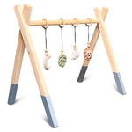 Houten babygym | Massief houten speelboog tipi vorm met jungle hangers - Denim drift