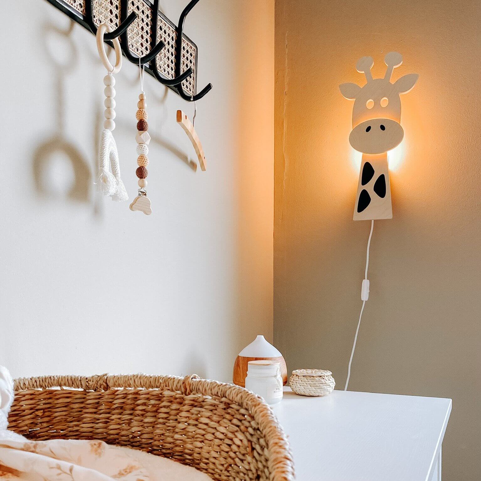 Houten wandlamp kinderkamer | Giraffe - multiplex - toddie.nl