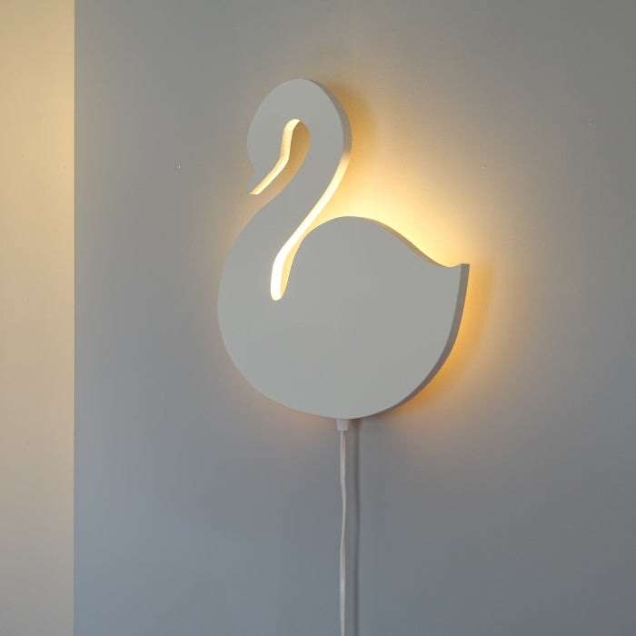 Houten wandlamp kinderkamer | Zwaan - toddie.nl